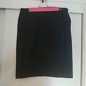Ivanka Trump beautiful black dress skirt